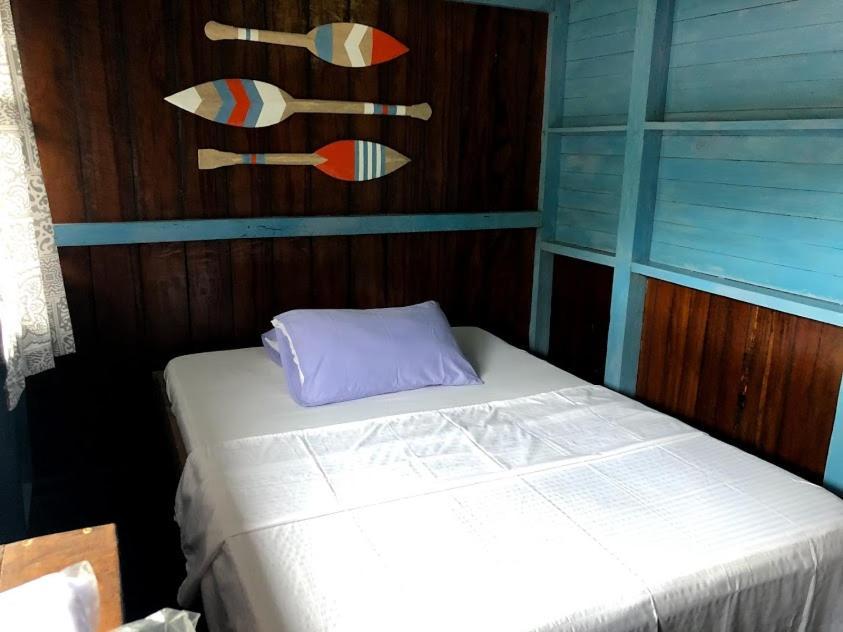 Refugio Mr Jerry Eco House Hotell Bahia Solano Eksteriør bilde