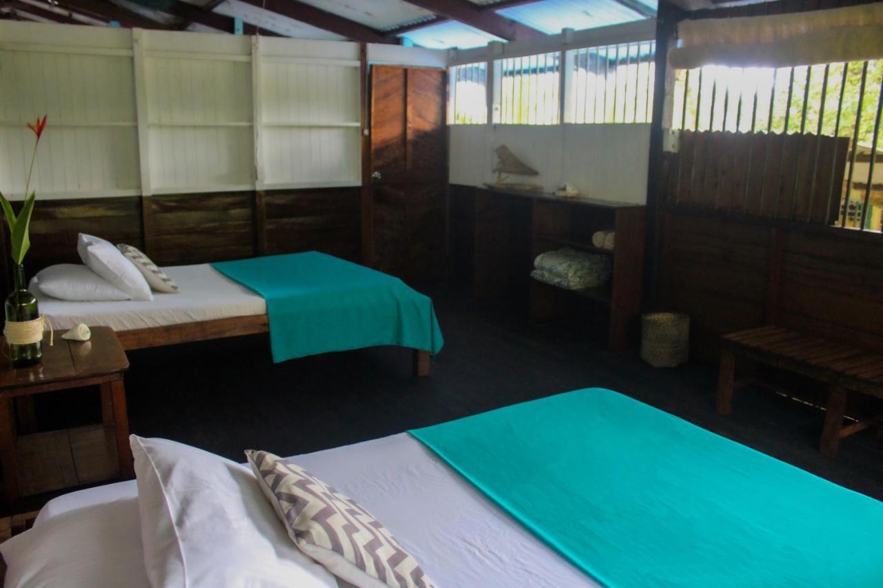 Refugio Mr Jerry Eco House Hotell Bahia Solano Eksteriør bilde